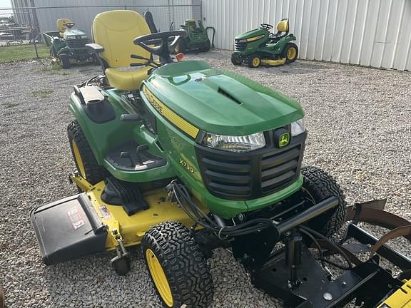 Image of John Deere X739 equipment image 2
