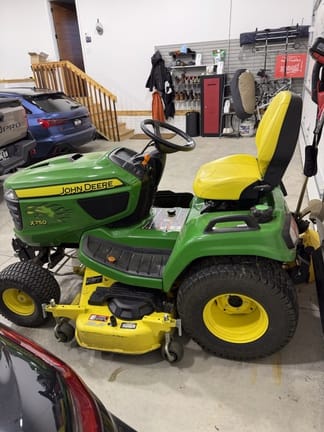 2018 John Deere X750 Equipment Image0