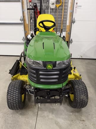 Image of John Deere X750 equipment image 1