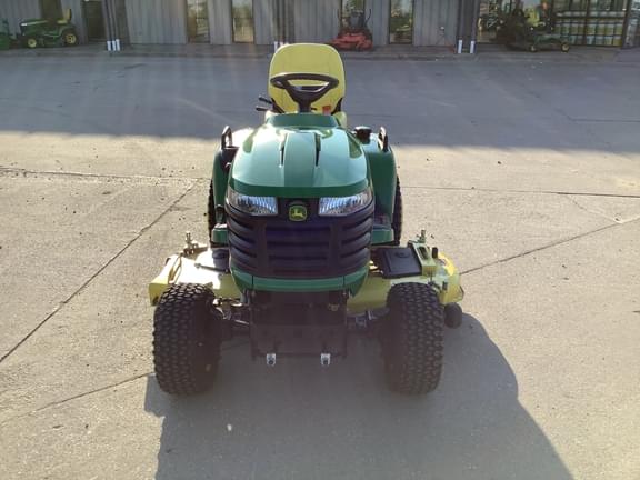Image of John Deere X758 equipment image 1