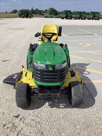 2018 John Deere X758 Equipment Image0