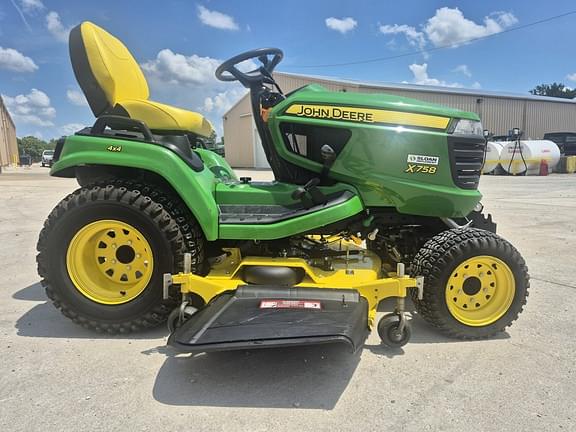 Image of John Deere X758 Primary image
