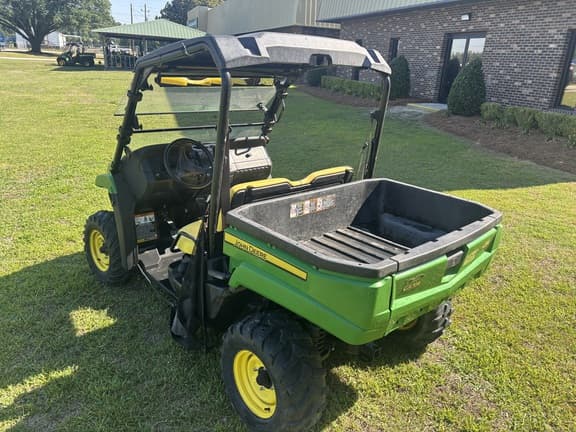 Image of John Deere XUV 560E equipment image 2