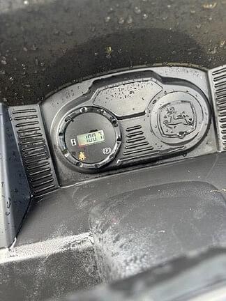 Image of John Deere XUV 560E equipment image 3