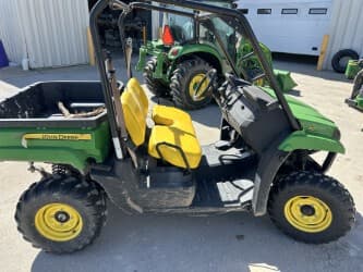 Image of John Deere XUV 560E equipment image 2