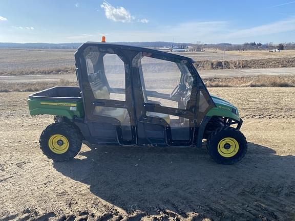 Image of John Deere XUV 560E equipment image 3