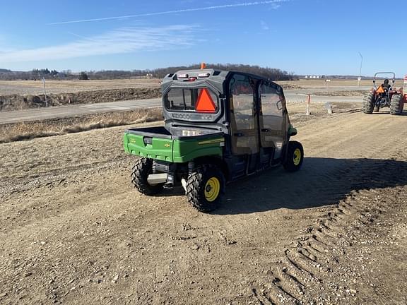Image of John Deere XUV 560E equipment image 4