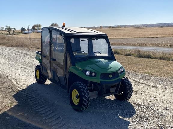 Image of John Deere XUV 560E S4 equipment image 2