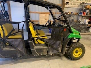 Image of John Deere XUV 560E S4 equipment image 2