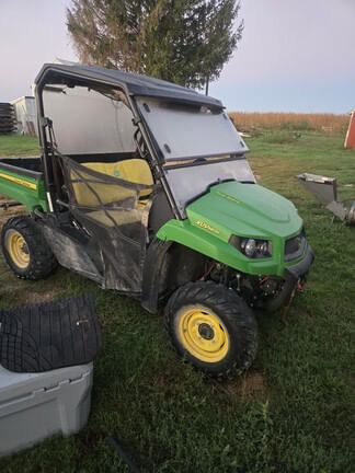 2018 John Deere XUV 590M Equipment Image0