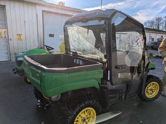 Image of John Deere XUV 590M equipment image 2