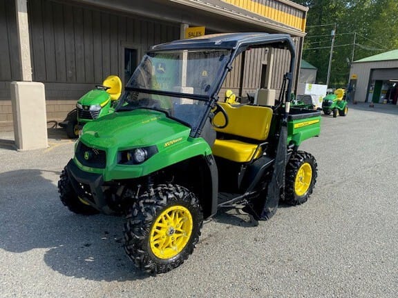 2018 John Deere XUV 590M Equipment Image0