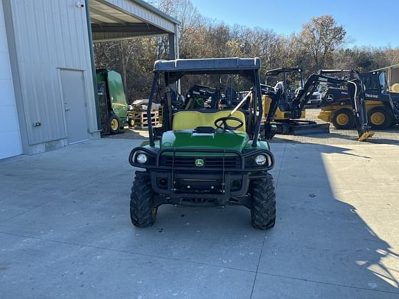 Image of John Deere XUV 825E equipment image 3