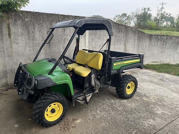 Image of John Deere Gator XUV 825i equipment image 2