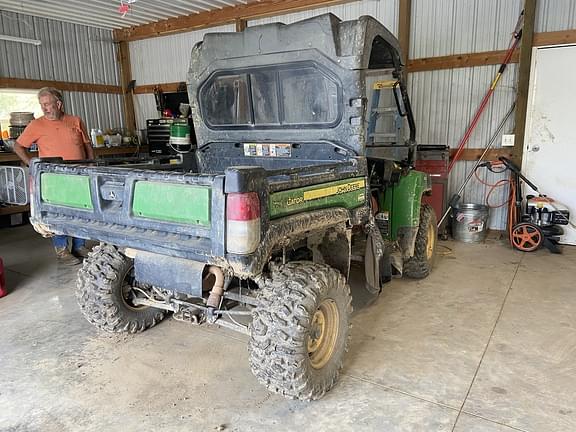 Image of John Deere Gator XUV 825i equipment image 3