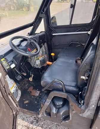 Image of John Deere Gator XUV 825i S4 equipment image 4