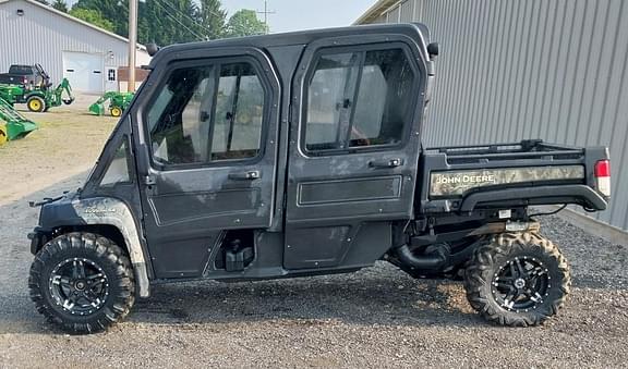 Image of John Deere Gator XUV 825i S4 Primary image