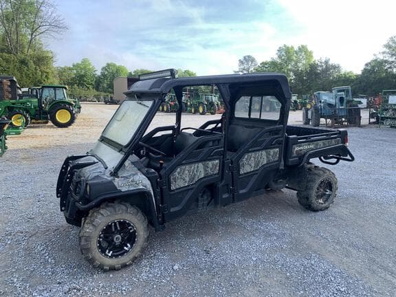 Image of John Deere Gator XUV 825i S4 Primary image