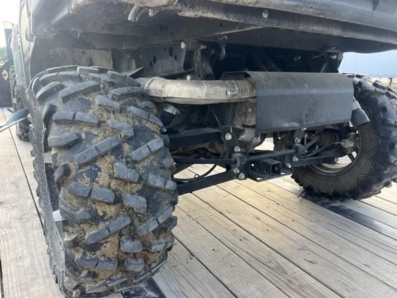 Image of John Deere XUV 825M equipment image 1