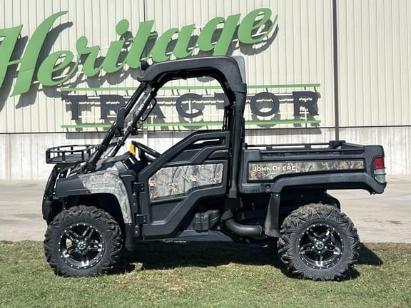 Image of John Deere XUV 825M equipment image 1