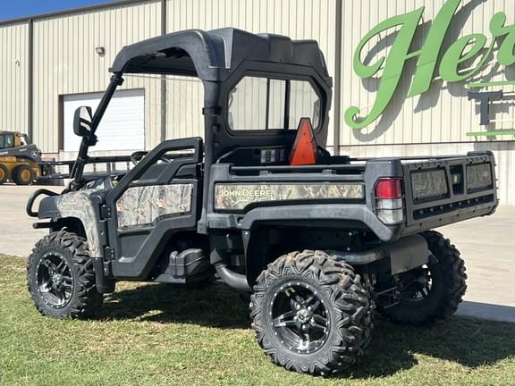 Image of John Deere XUV 825M equipment image 2