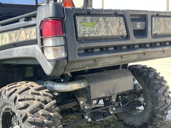 Image of John Deere XUV 825M equipment image 3