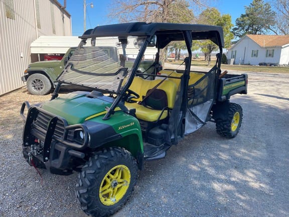 2018 John Deere XUV 825M S4 Equipment Image0