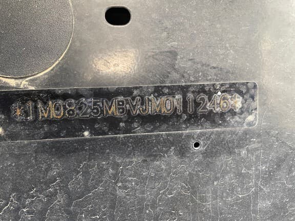 Image of John Deere XUV 825M S4 equipment image 2