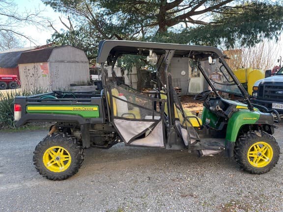 Image of John Deere XUV 825M S4 equipment image 4