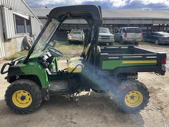 Image of John Deere XUV 825M equipment image 2