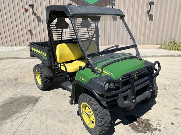 Image of John Deere XUV 825M equipment image 1