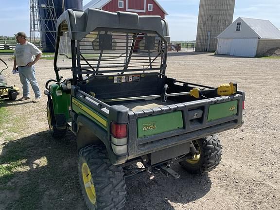 Image of John Deere XUV 825M equipment image 2