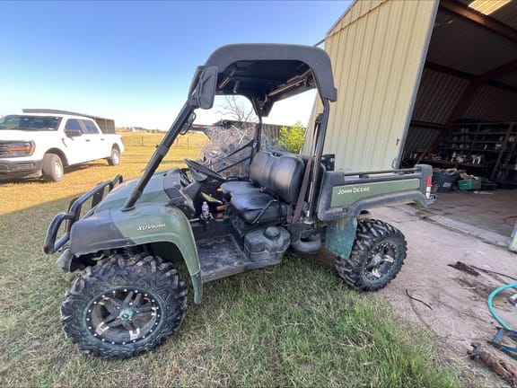 2018 John Deere XUV 825M Equipment Image0