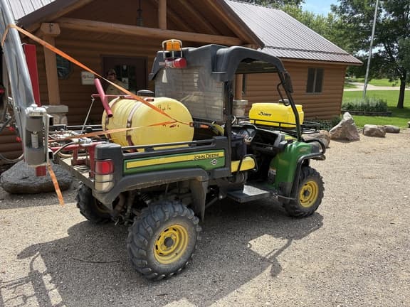 Image of John Deere XUV 825M equipment image 4
