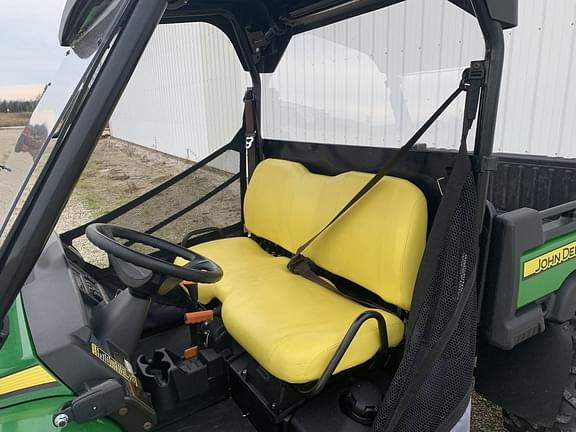 Image of John Deere XUV 825M equipment image 4