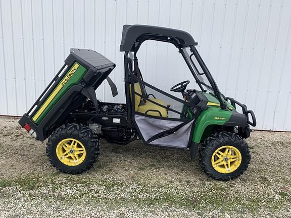 Image of John Deere XUV 825M equipment image 2