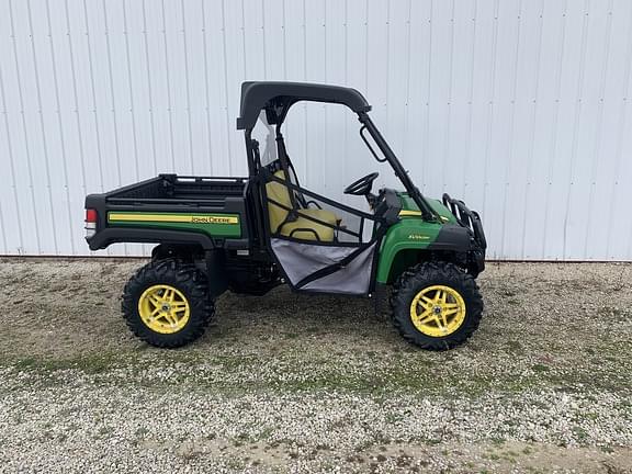 Image of John Deere XUV 825M Primary image