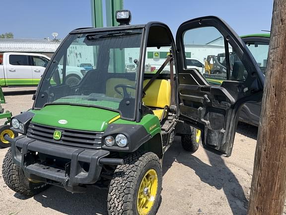 Image of John Deere XUV 825M equipment image 2