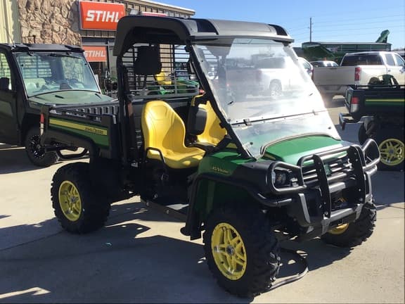 Image of John Deere XUV 825M equipment image 3