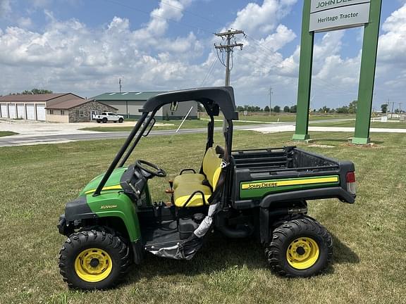 Image of John Deere XUV 825M equipment image 1