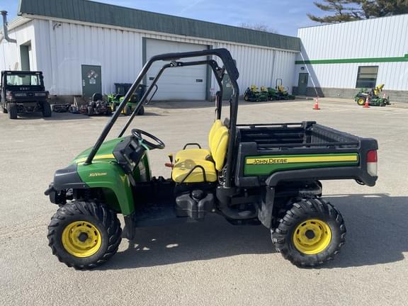 Image of John Deere XUV 825M equipment image 1
