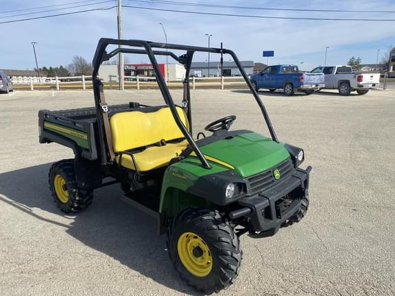 Image of John Deere XUV 825M equipment image 2