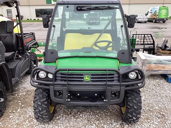 Image of John Deere XUV 825M equipment image 1