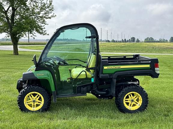 Image of John Deere XUV 825M equipment image 3