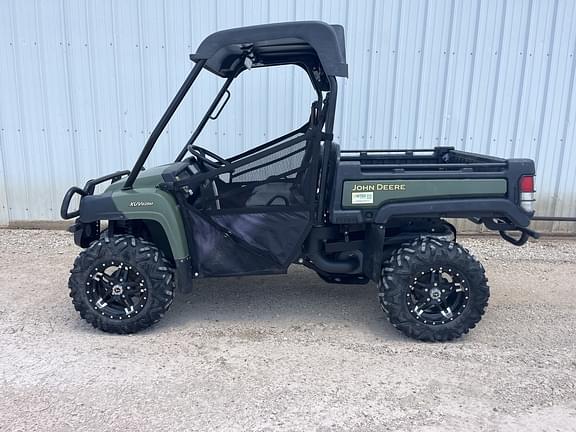 Image of John Deere XUV 825M Primary image