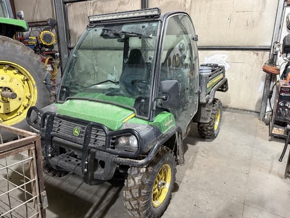 Image of John Deere XUV 825M Primary image