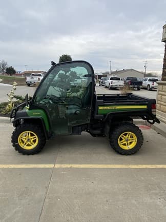 Image of John Deere XUV 825M equipment image 1