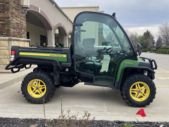 Main image John Deere XUV 825M