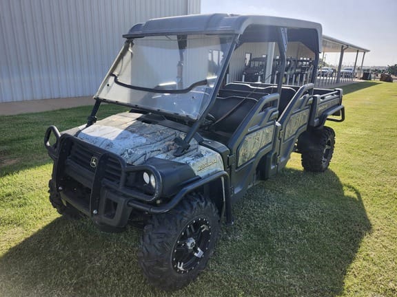 2018 John Deere XUV 825M S4 Equipment Image0