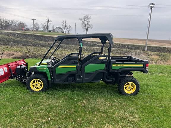 Image of John Deere XUV 825M S4 equipment image 1